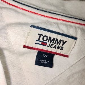 PACSUN TOMMY SHIRT